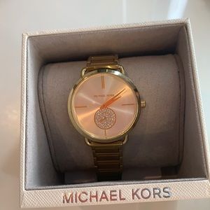 New Watch in box need battery since I never worn it lol